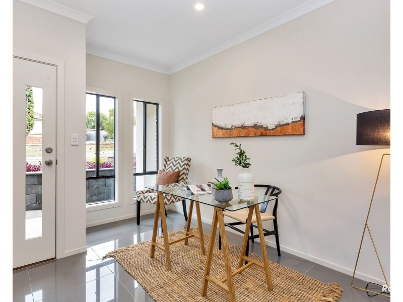 19A Wendy Avenue, Valley View SA 5093