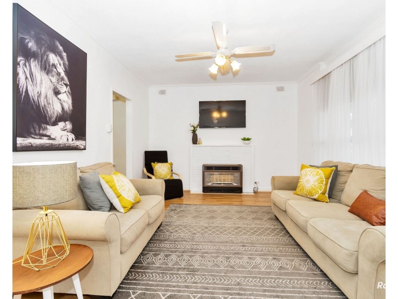 10 Greensview Road, Banksia Park SA 5091