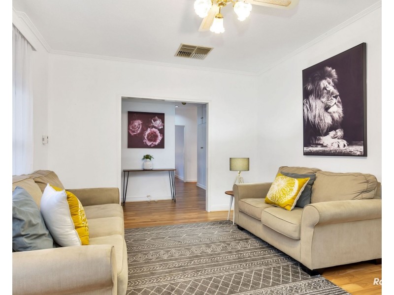 10 Greensview Road, Banksia Park SA 5091