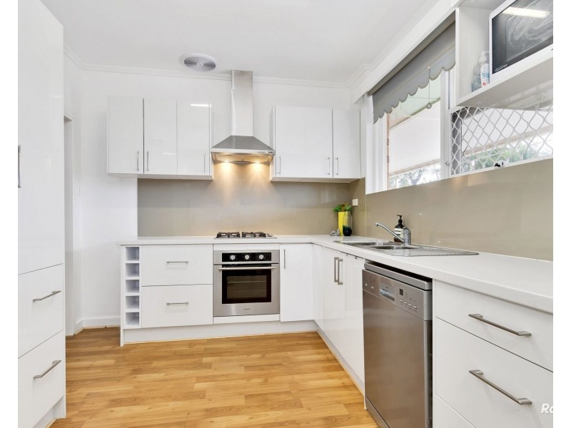 10 Greensview Road, Banksia Park SA 5091