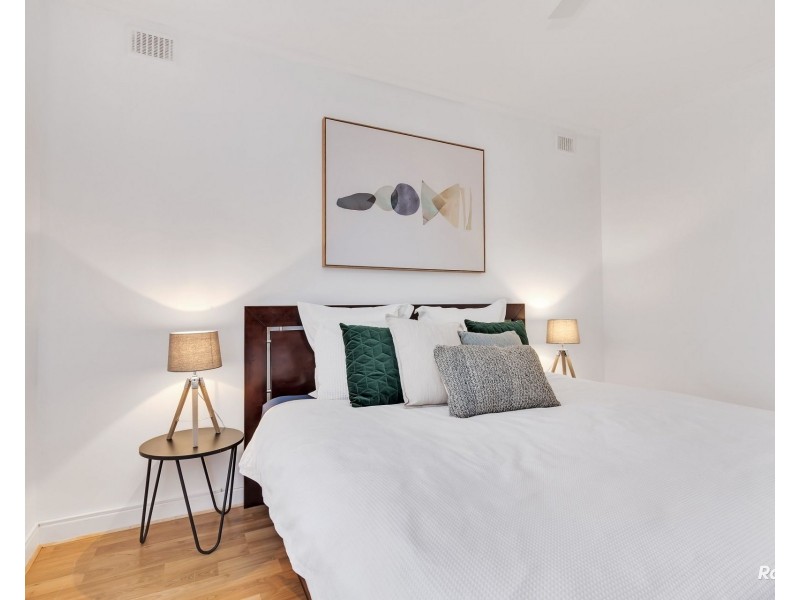 10 Greensview Road, Banksia Park SA 5091