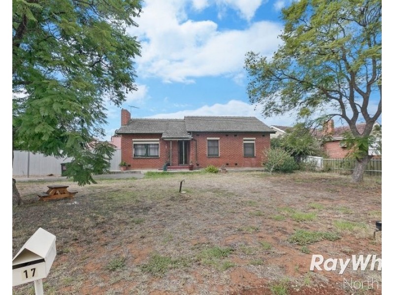 17 Longleat Road, Elizabeth Vale SA 5112