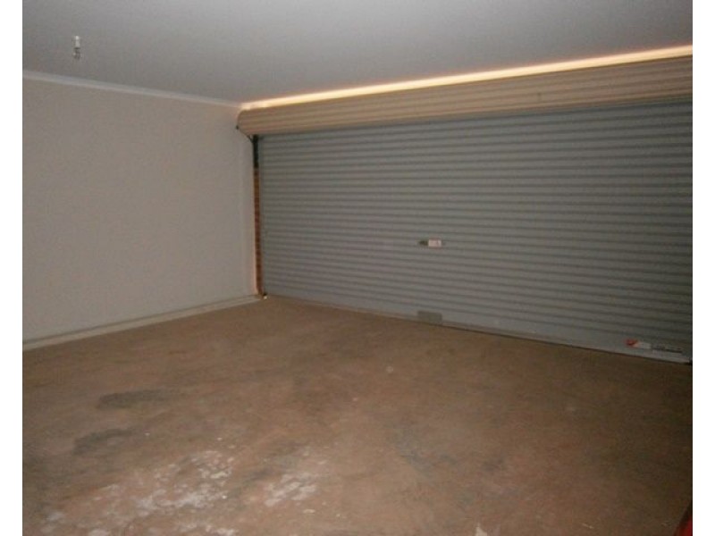 24 Woodfalls Road, Elizabeth Vale SA 5112