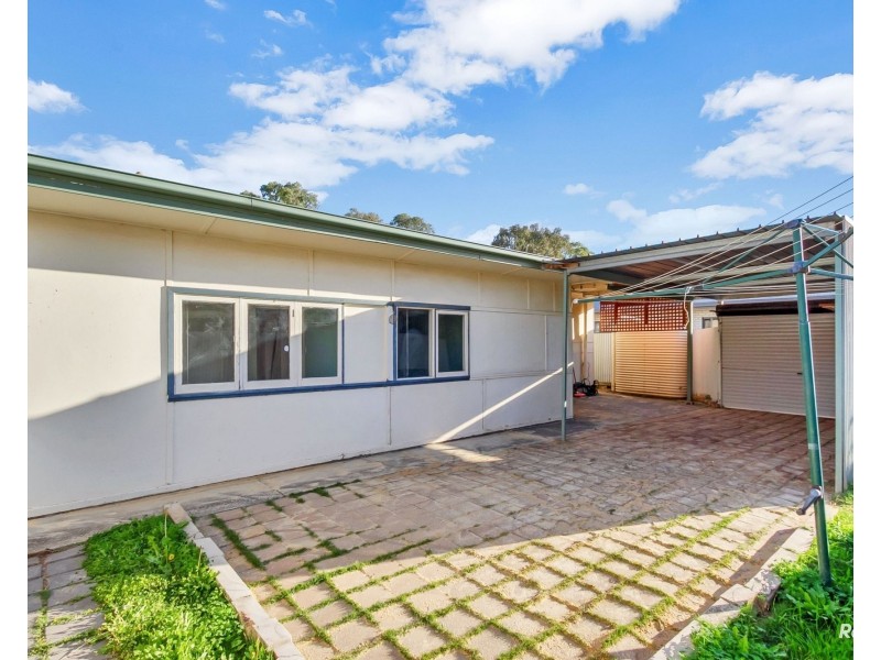 4 Fleet Avenue, Hillcrest SA 5086