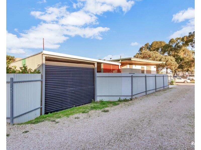 4 Fleet Avenue, Hillcrest SA 5086