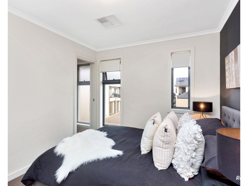 22 Augustine Street, Mawson Lakes SA 5095