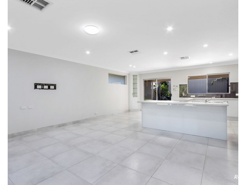 28 Carole Crescent, Modbury SA 5092