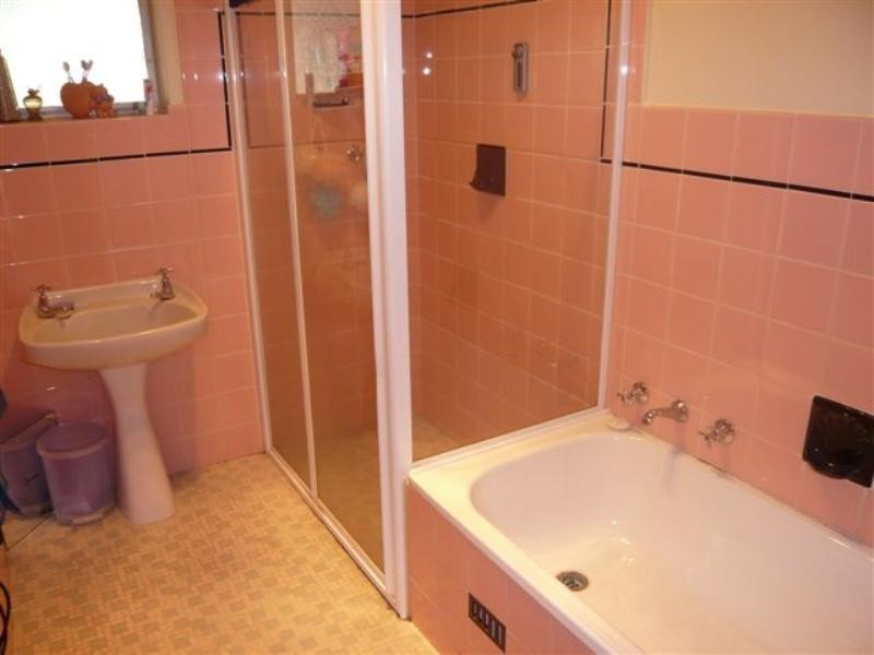 15 Lema Avenue, Fairview Park SA 5126