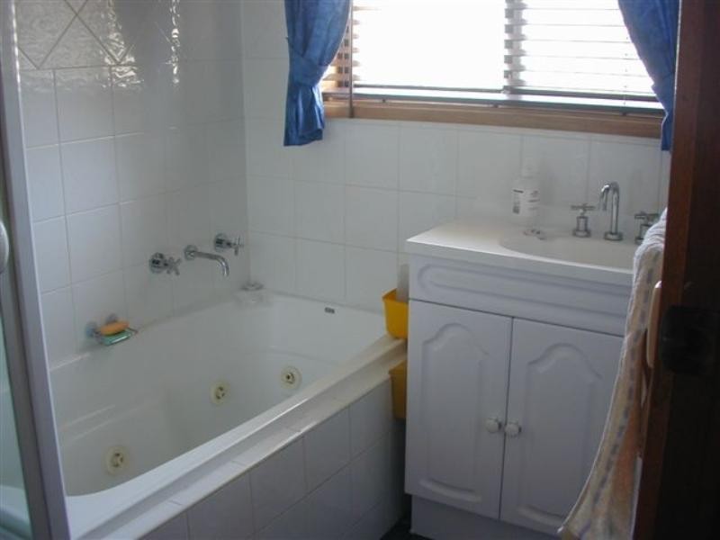 16 Gruen Court, St Agnes SA 5097