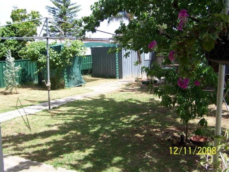 4 Aistrope Avenue, Modbury North SA 5092