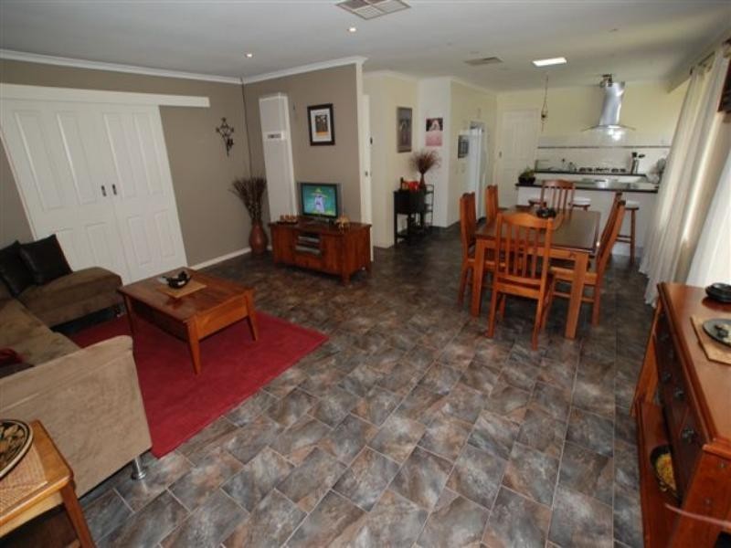 10 Davenport Street, Banksia Park SA 5091