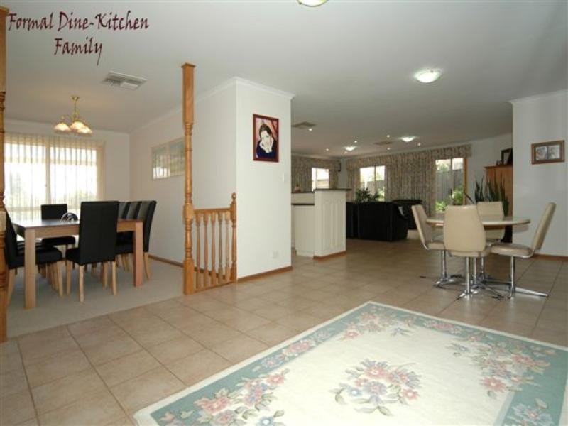 2 Pfitzner Place, Greenwith SA 5125