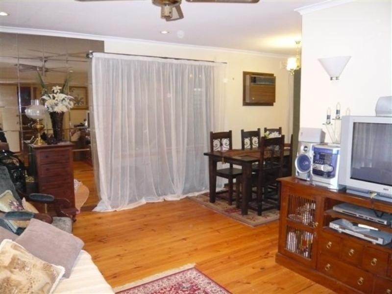 4 Barton Court, St Agnes SA 5097