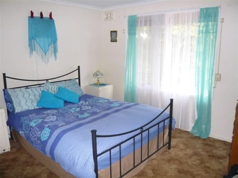 4 Barton Court, St Agnes SA 5097