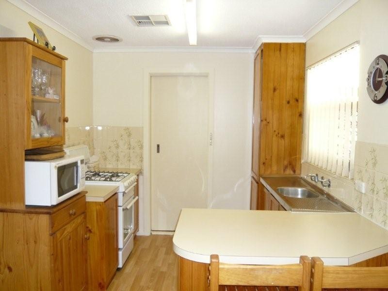 28 Solandra Crescent, Modbury North SA 5092