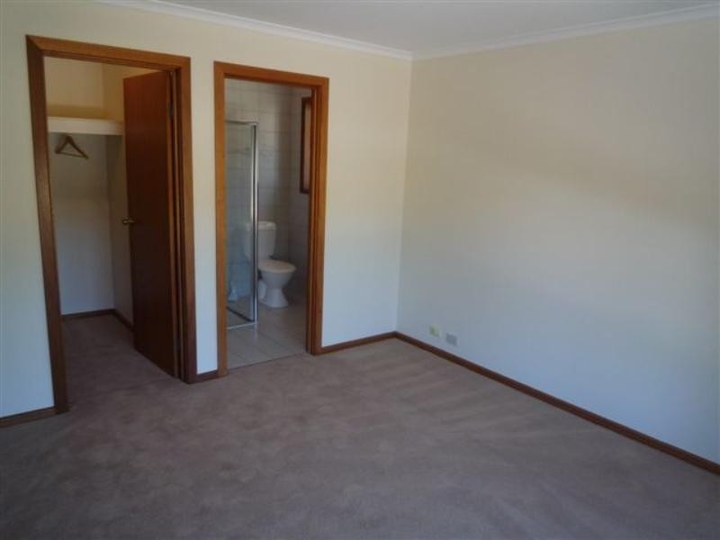 5 Charlotte Drive, Paralowie SA 5108