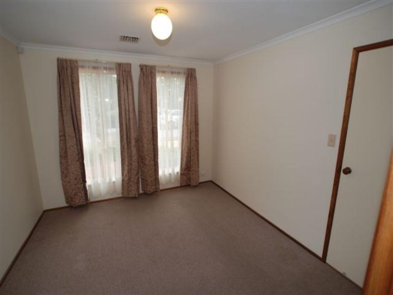 3 Candlebark Grove, Greenwith SA 5125