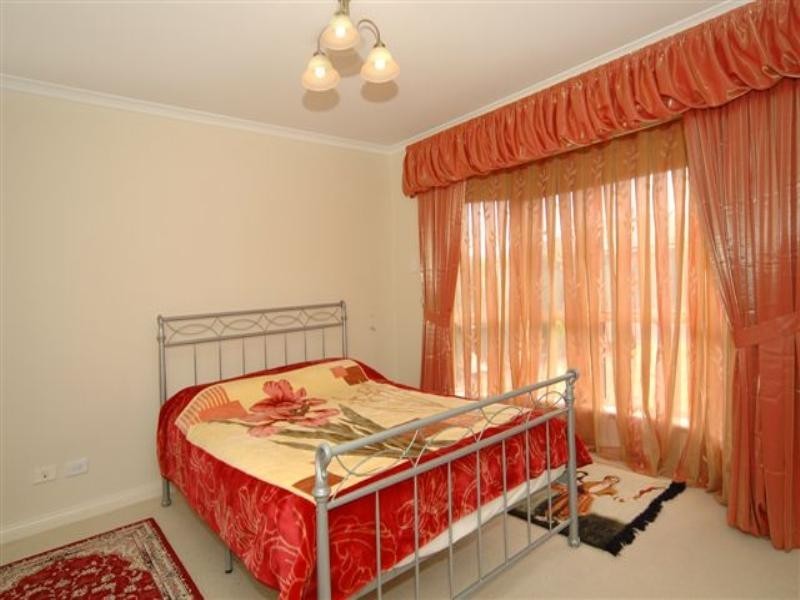 34 Rowe Circuit, Walkley Heights SA 5098