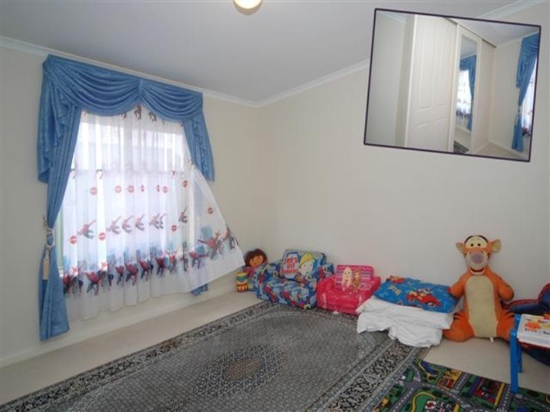 34 Rowe Circuit, Walkley Heights SA 5098