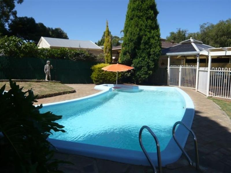 10 Cronulla Drive, Redwood Park SA 5097