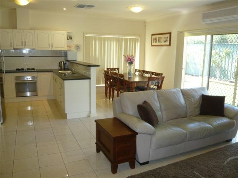 38 Avocet Drive, Mawson Lakes SA 5095