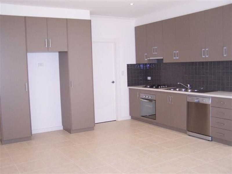 36 Emerald Street, Mawson Lakes SA 5095