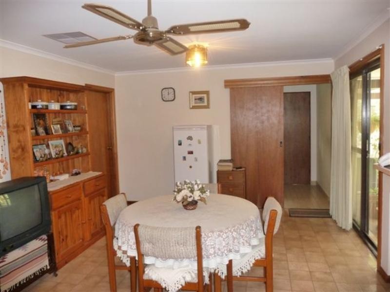 48 Heather Drive, Ridgehaven SA 5097