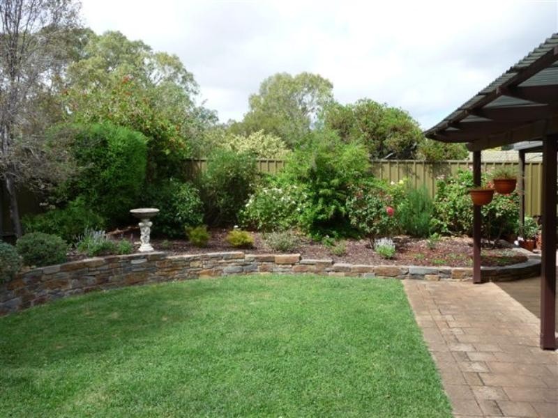 48 Heather Drive, Ridgehaven SA 5097