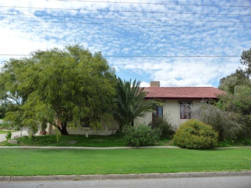 1 Quebec Drive, Para Hills SA 5096