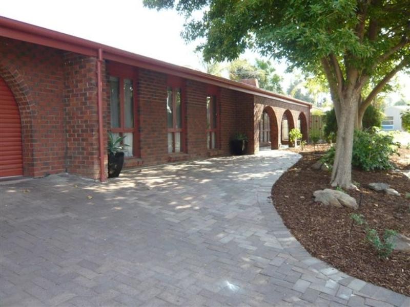 12 Ariadne Crescent, Modbury Heights SA 5092