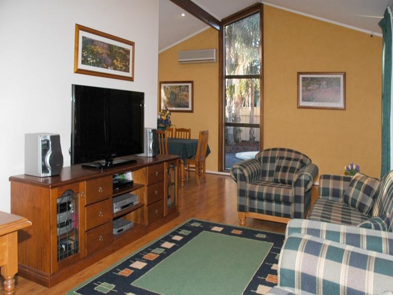 12 Ariadne Crescent, Modbury Heights SA 5092