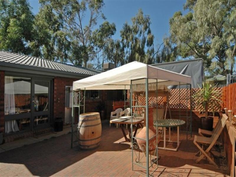 19 Newland Avenue, Ridgehaven SA 5097