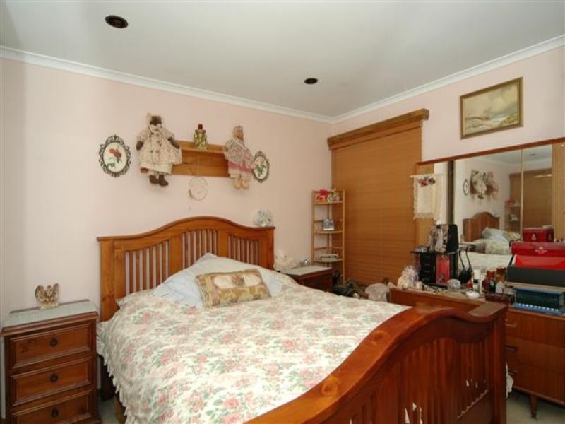 19 Newland Avenue, Ridgehaven SA 5097