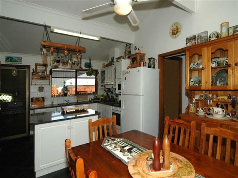 19 Newland Avenue, Ridgehaven SA 5097