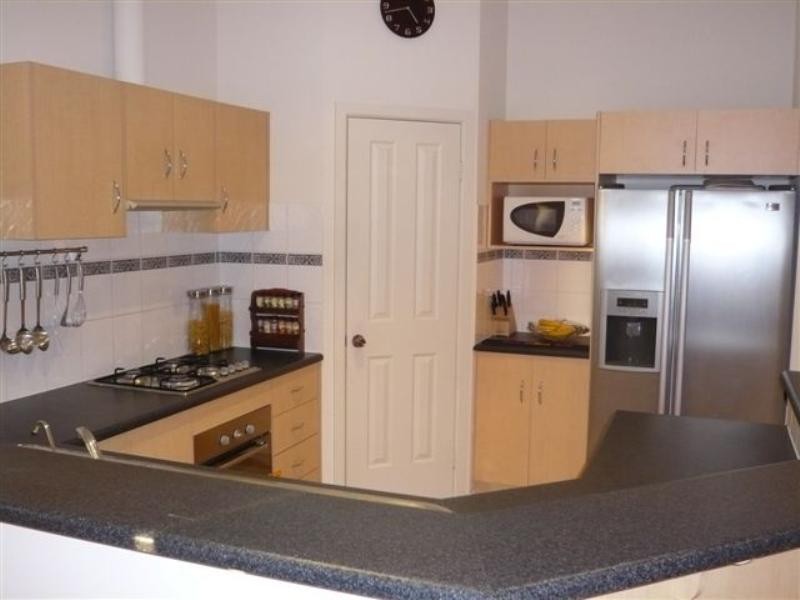 13 Sandpiper Chase, Mawson Lakes SA 5095