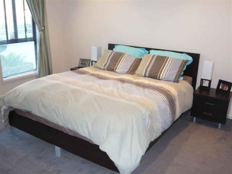 13 Sandpiper Chase, Mawson Lakes SA 5095