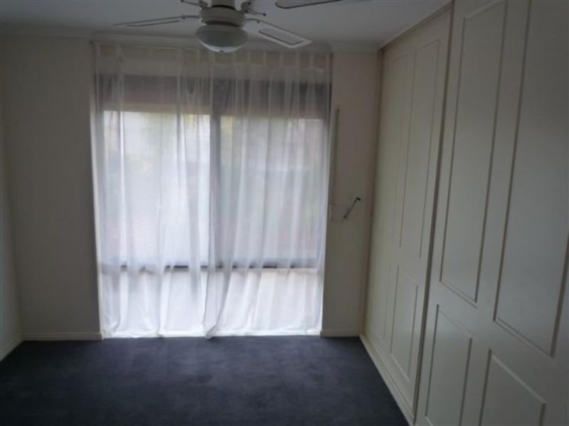 14 Glenarbon Court, Para Hills SA 5096