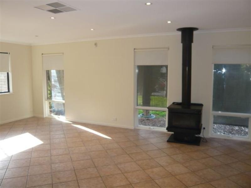 42 Minerva Crescent, Modbury Heights SA 5092