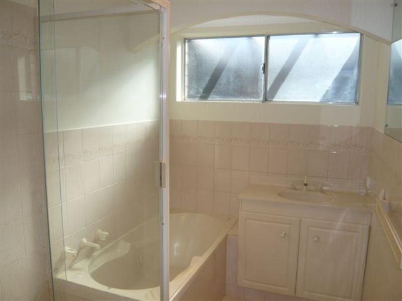 42 Minerva Crescent, Modbury Heights SA 5092