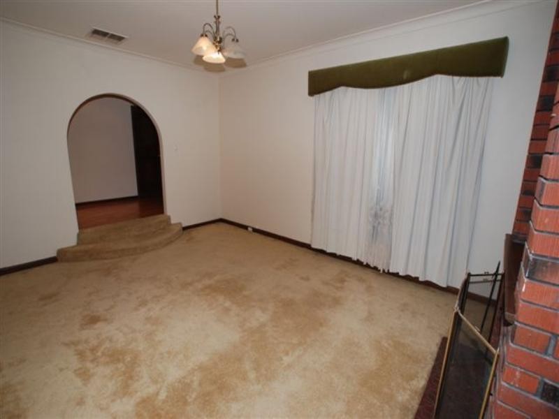 12 Chifley Street, Hope Valley SA 5090