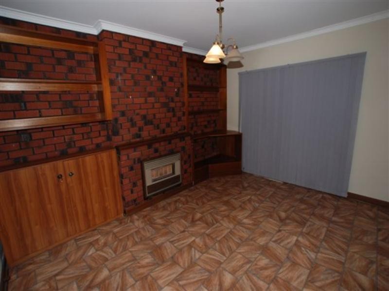 12 Chifley Street, Hope Valley SA 5090