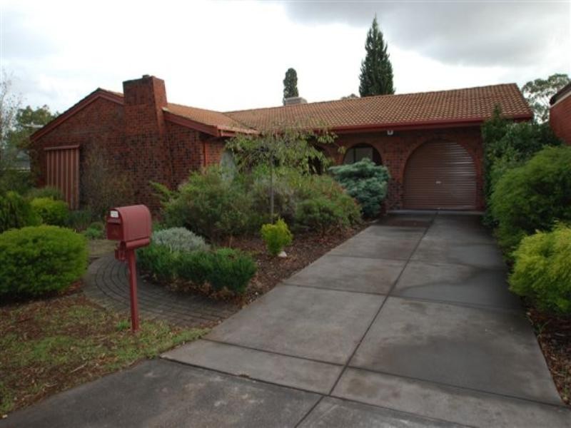 12 Chifley Street, Hope Valley SA 5090