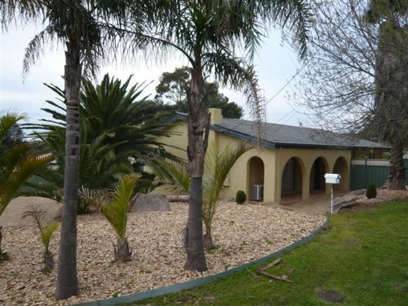 89 Hamilton Road, Fairview Park SA 5126