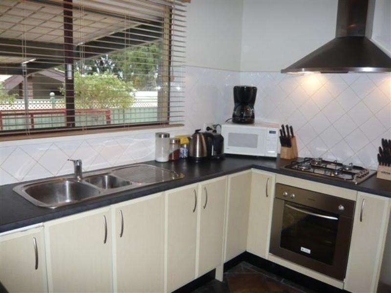 89 Hamilton Road, Fairview Park SA 5126