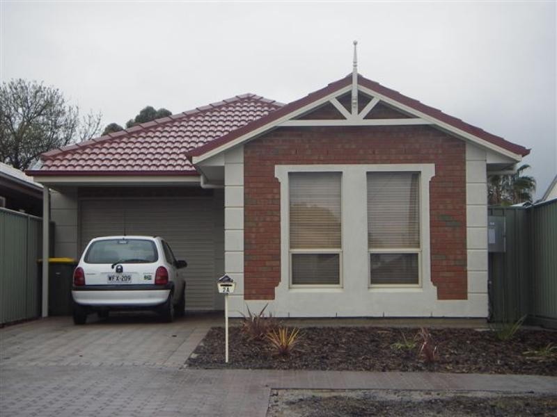 2A Manoora Street, Greenacres SA 5086