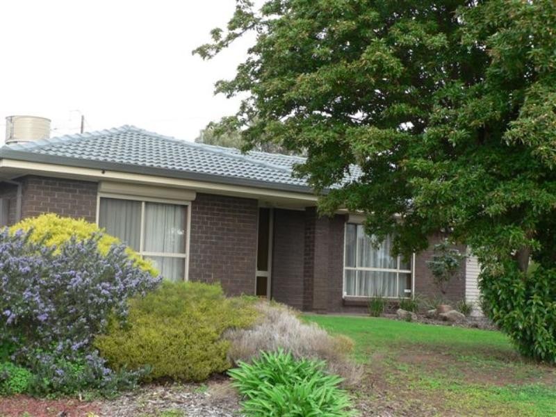 2 Henryk Drive, Hillbank SA 5112