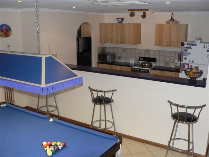 2 Henryk Drive, Hillbank SA 5112