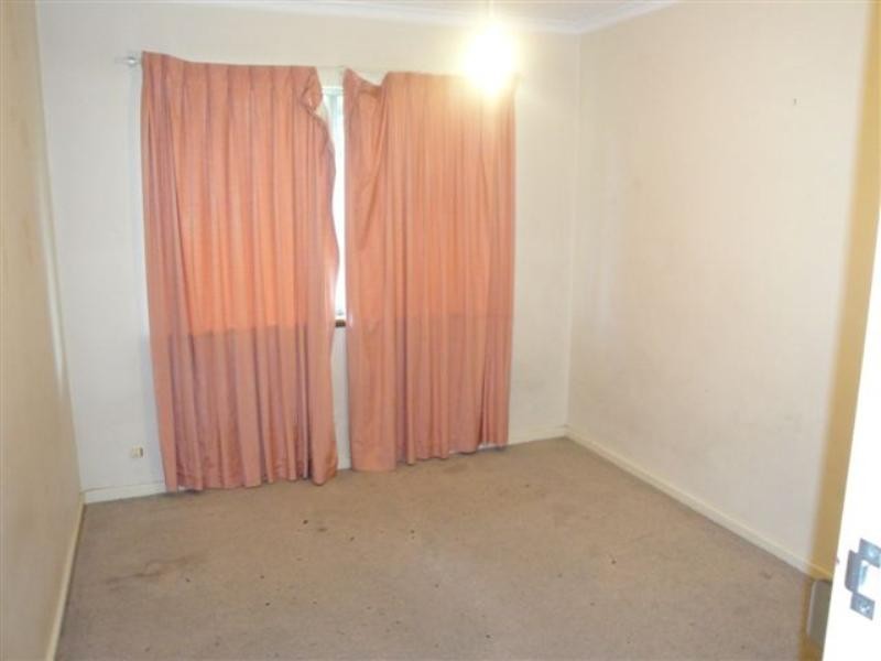 6 Derwent Cresent, Banksia Park SA 5091