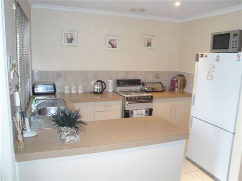 11 Grasslands Court, Wynn Vale SA 5127