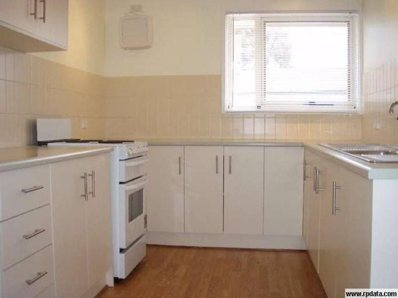 5 Bristol Terrace, Oakden SA 5086